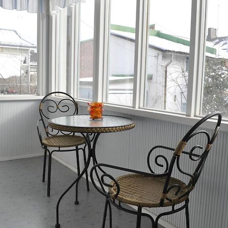 Apartment Hotel Kuukkarin Kortteeri Pori Kültér fotó